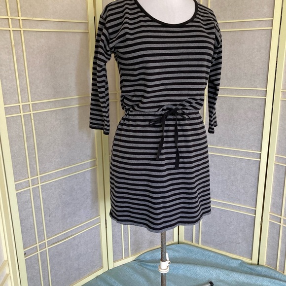 Full Outfit - Dress and Hat - Picture 6 of 15